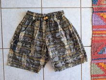 Manuels Large Guat Shorts
