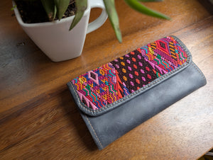 The Manuela Wallet 1