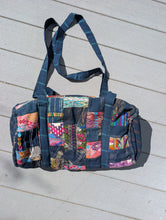 Navy adventure duffle 3