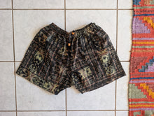 Amigas Large Guat Shorts