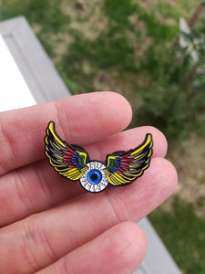 Flying Eyeball Dead pin